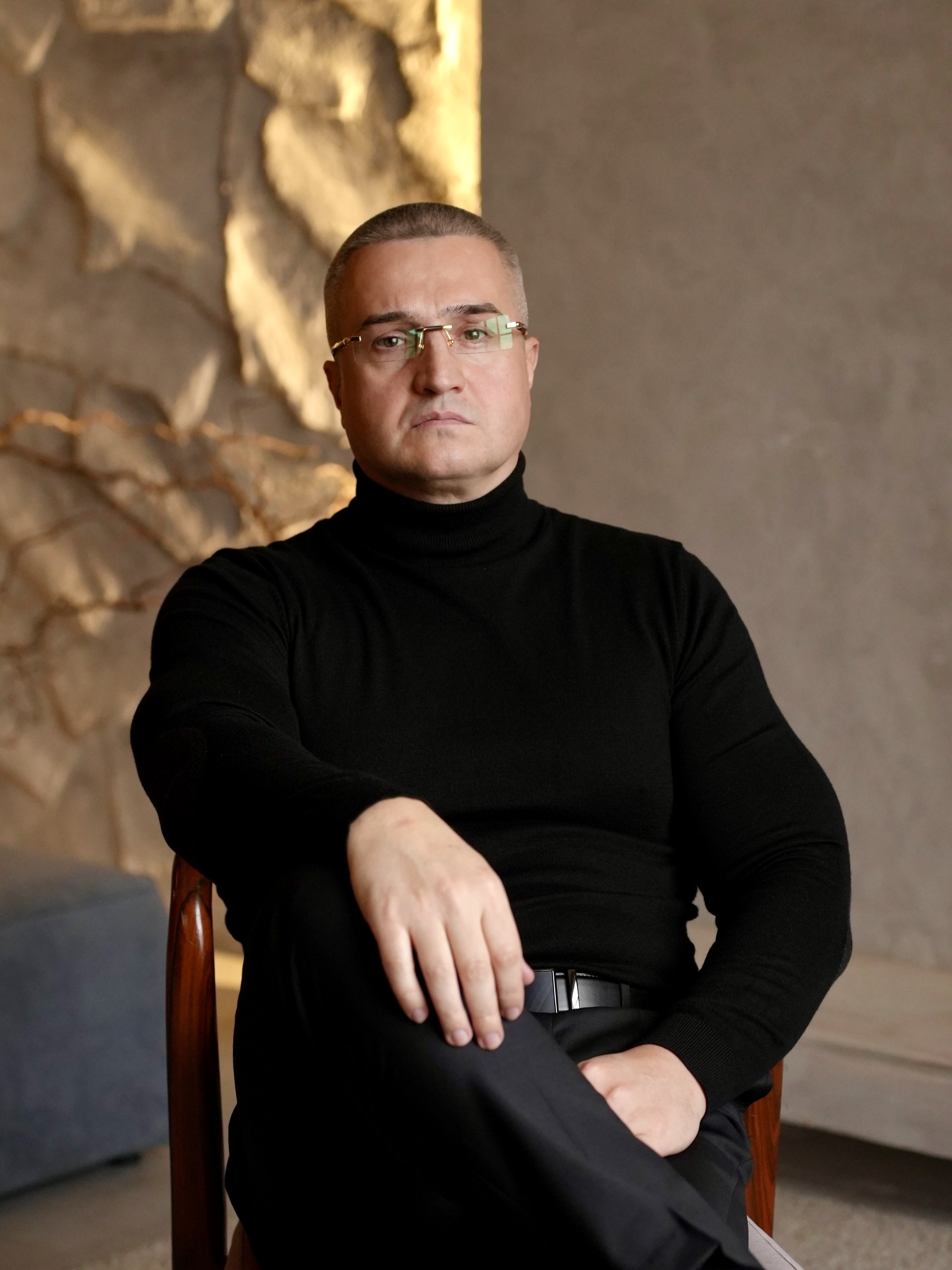 Роман Мирошниченко